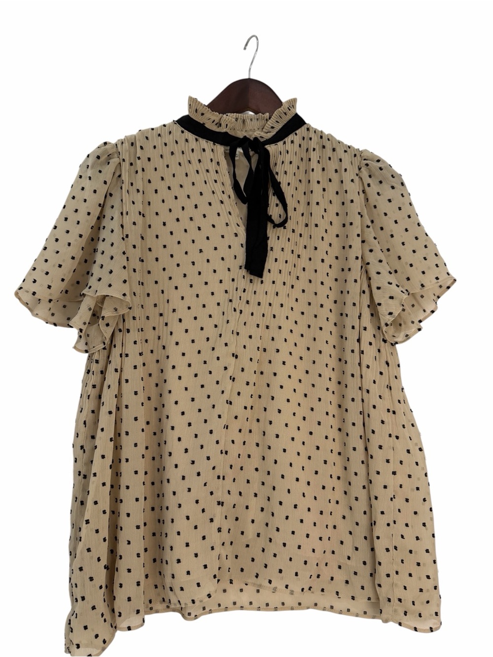 Max Studio Polka Dot Ruffle Blouse SizeS Beige Black Tie Neck Flutter Sleeve Top